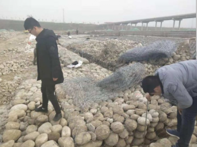 格賓網兜大橋護底